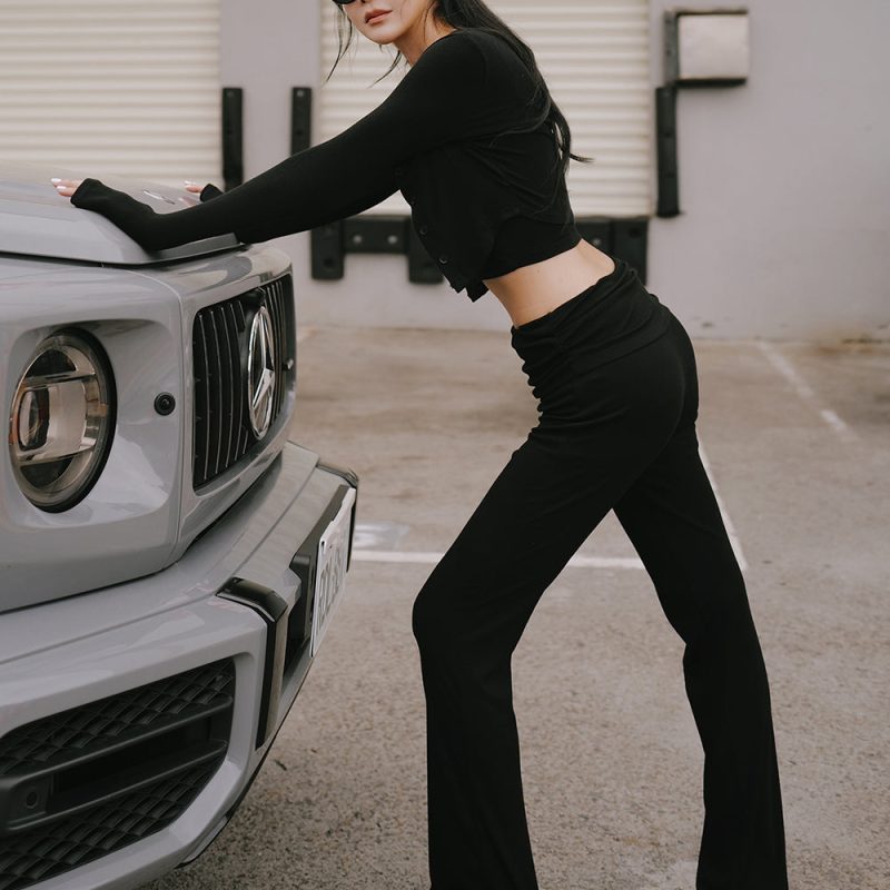 elegant rib knit square neck crop top一見鍾情羅紋方領上衣 【黑m】