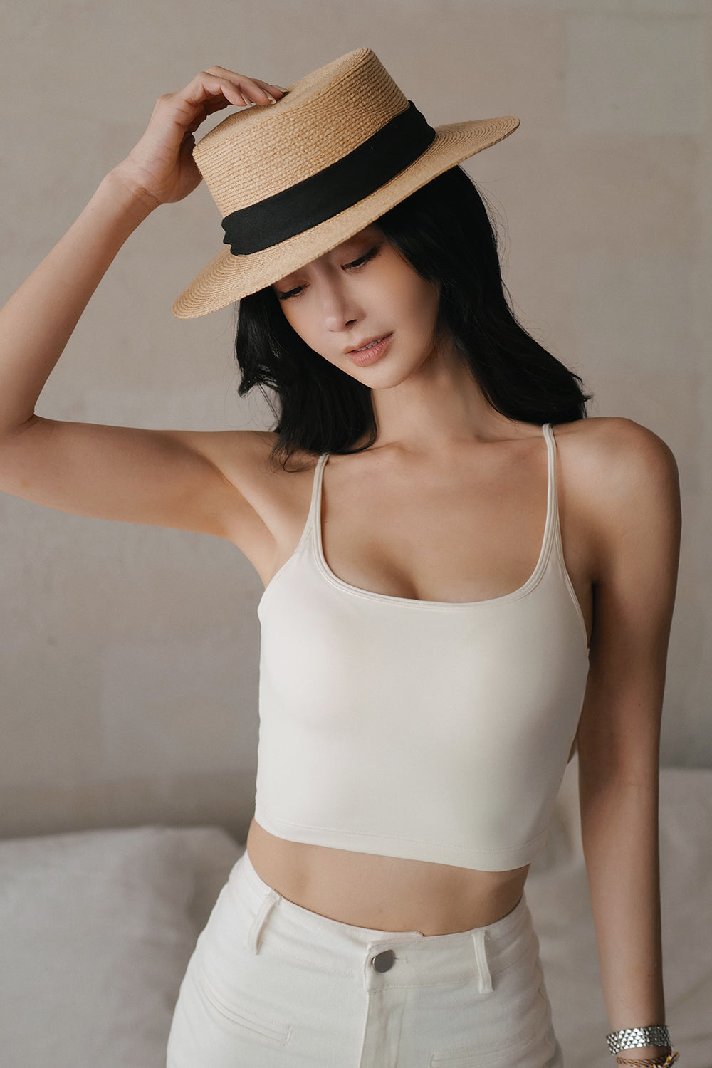 essential t shirt bra top<br/>顯瘦雲朵感bra top essential t shirt bra top顯瘦雲朵感bra top