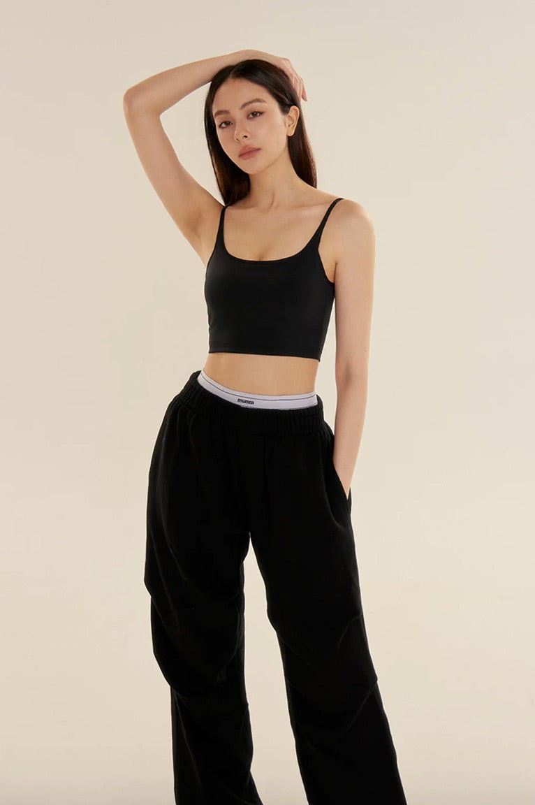 essential t shirt bra top<br/>顯瘦雲朵感bra top essential t shirt bra top顯瘦雲朵感bra top