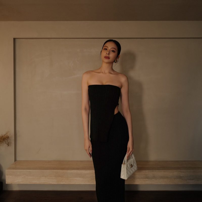 wide ribbed knit midi skirt with slit針織側開岔裙 【黑 s】