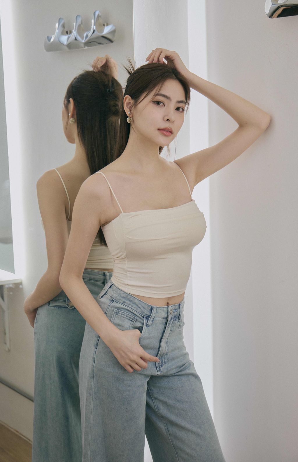 scratched strap bra top<br/>藏肚收腰push up bra top scratched strap bra top藏肚收腰push up bra top