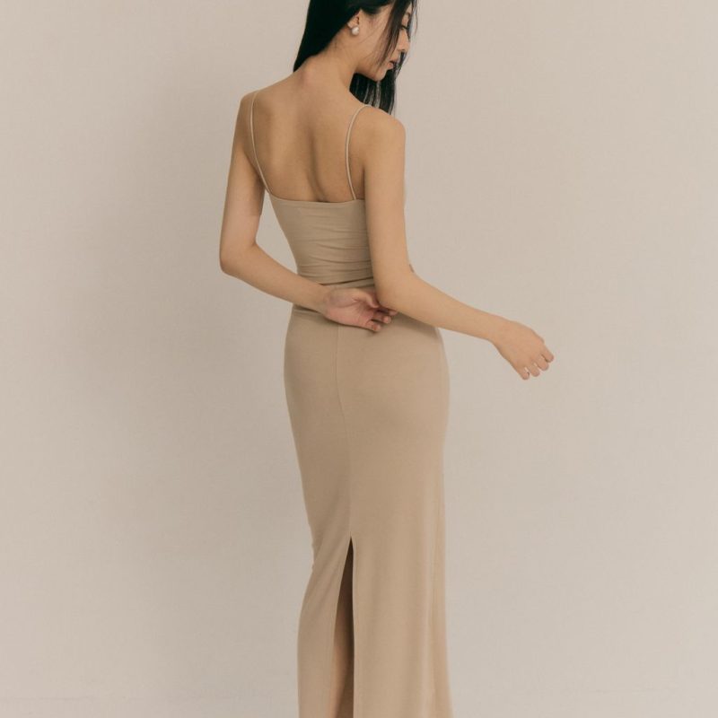 heat++ back slit long skirt (低調辣抽繩後開衩裙)