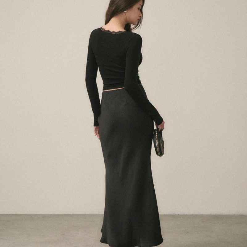 satin embossed mermaid skirt (緞面壓紋魚尾長裙)