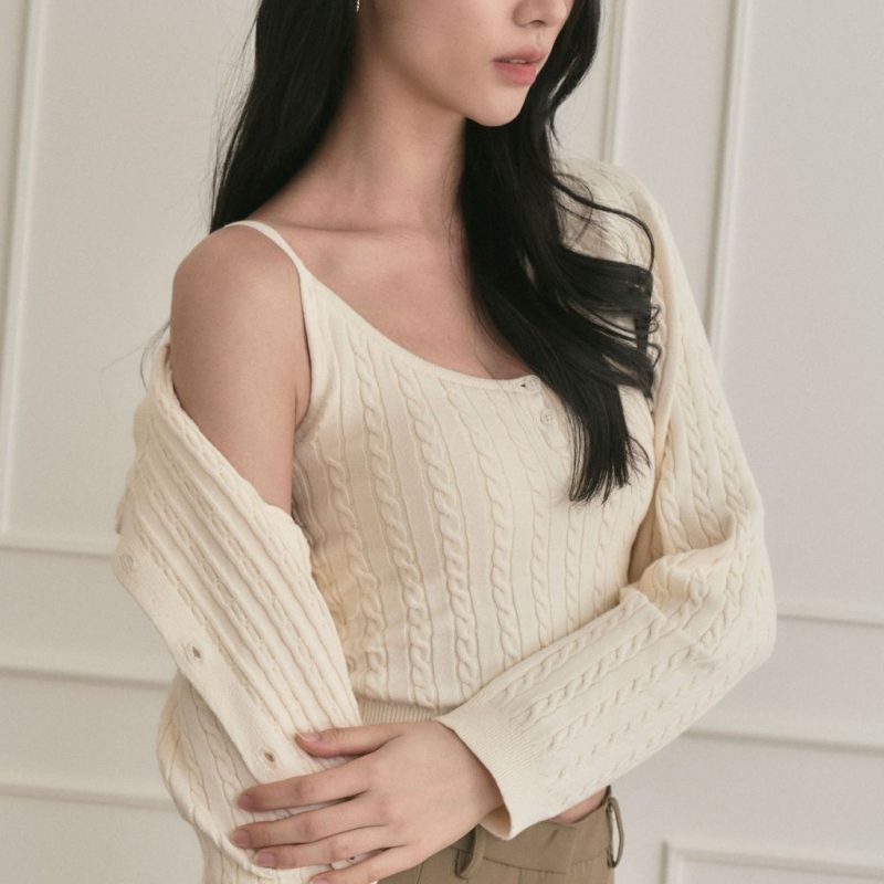 round neck cable cardigan麻花針織圓領外套